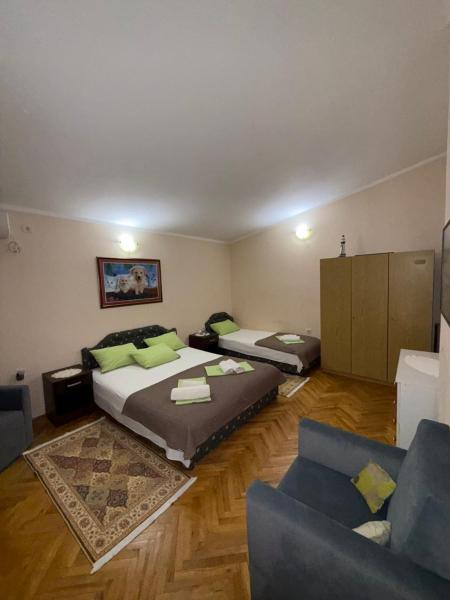 Apartment Stana, Book Lejlighed Budva hoteller med parkering, Parkering