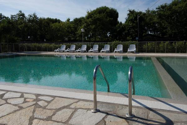 Oasi Toscana, Book  Hoteller i Etruscan Coast med pool, Swimmingpool