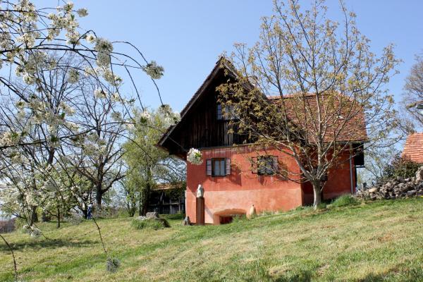 Ferienwohnungen Sonnenberg, Book  Ratsch an der Weinstrasse Styrian Wine Road