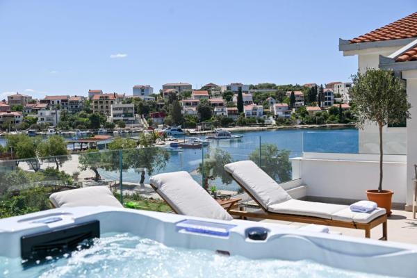 Villa Rozana - Beachfront Wellness Retreat, Book  SPA-hoteller i Split-Dalmatia County, SPA