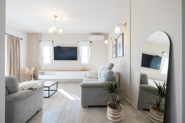 Villa Coleum - with pool and hot tub, Book  Hoteller i Zadar County med pool, Swimmingpool