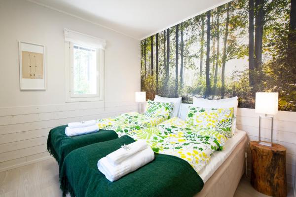 Hotel Hiisi Hill, Book  Jamsa Central Finland