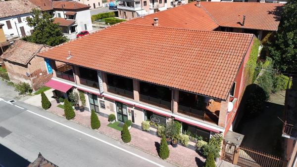 Albergo Mhotel Motta, Book  Hoteller i Piedmont med parkering, Parkering