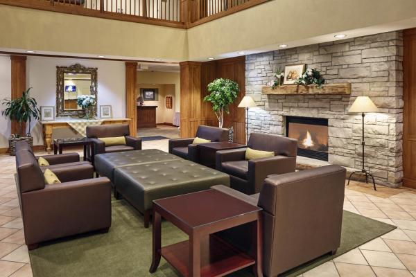 Howard Johnson Plaza Hotel by Wyndham Madison