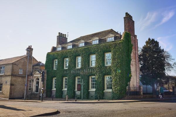 Old Bridge Hotel