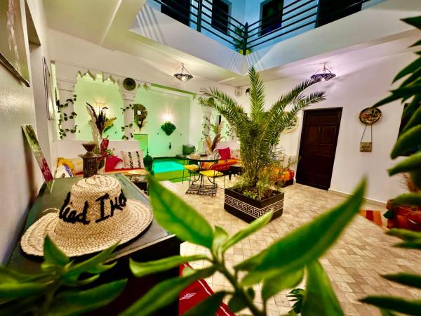 Riad Iklil hcekarram, Book  Marrakech-Tensift-Haouz hoteller med pool, Swimmingpool