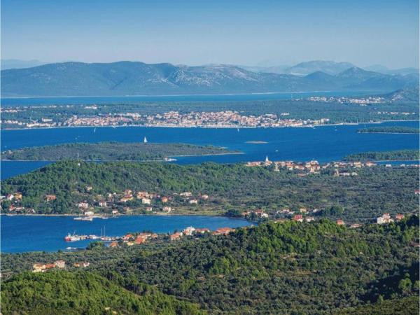 Apartment in Pašman near Adriatic Beaches, Book Lejlighed Pašman Pasman Island