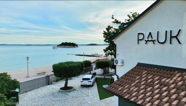 Apartments Pauk, Book Lejlighed Pakostane Zadar County