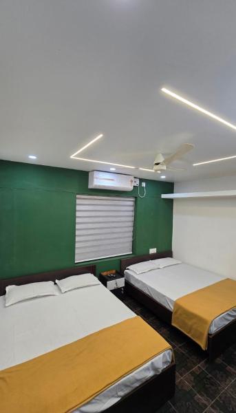 S J RESiDENCY, Book  Trivandrum New Delhi