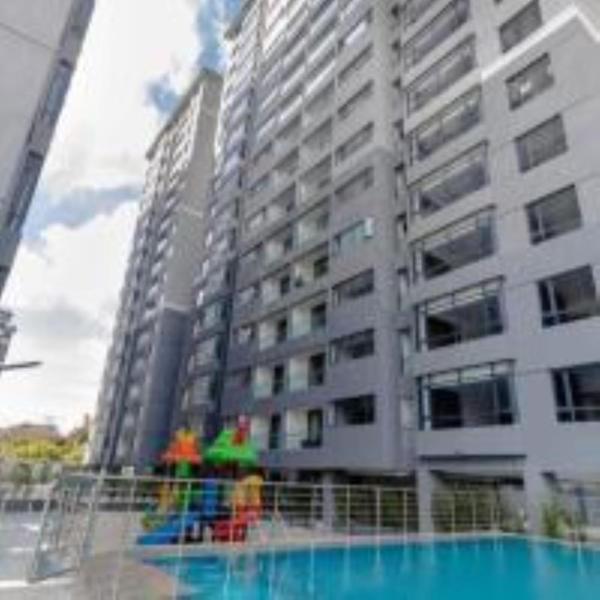 classy executive theee bedroom apartment with equipped gym ample parking space and amazing scenic views, Book Lejlighed Nairobi Nairobi