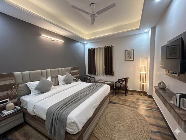 Infinity Stay Har ki Pauri Haridwar, Book  Haridwar Uttarakhand