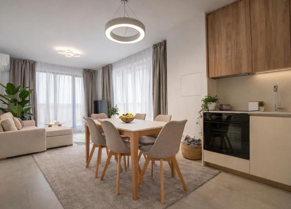 SoleMare By the Sea 2 Bedroom Apartment, Book Lejlighed Aheloy 