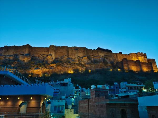 Incrediblue Heritage Haveli, Book  Rajasthan hoteller med parkering, Parkering