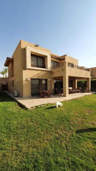5 BDR Villa Jaz Little Venice Golf Resort, Book  Hoteller i Suez Guvernorat med pool, Swimmingpool