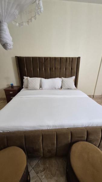 Kamstay Near the Airport, Book  Entebbe 