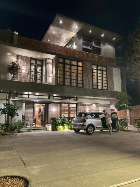 Savana Luxury Villa, Book  Hoteller i Tamil Nadu med pool, Swimmingpool