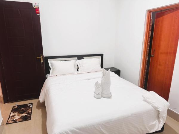 Siddhart Guest House Meghalaya, Book  Shillong Meghalaya