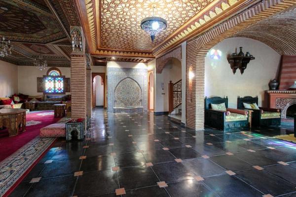 Villa MARRAKCHIA 5-suite, pool, between city and Palmeraie, Book  Marrakech-Tensift-Haouz hoteller med pool, Swimmingpool