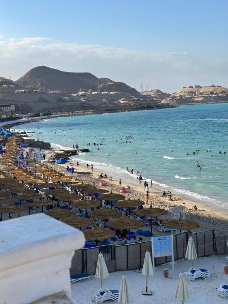Porto EL-Sokhna chalet VIP sea view, Book Chalet Hoteller i Suez Guvernorat med pool, Swimmingpool