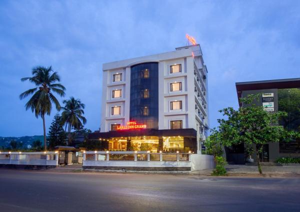 Hotel Laals Inn Grand, Book  Kochi New Delhi