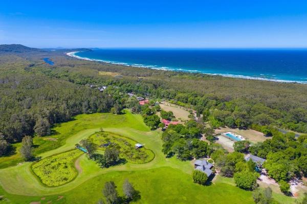 Rancho Crescent Head, Book  Crescent Head Northern Rivers