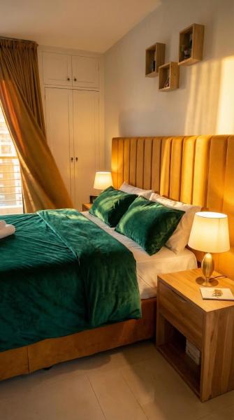 Appartement au cœur de Tanger - Face Hilton & Gare TGV Malabata, Book  Tanger 