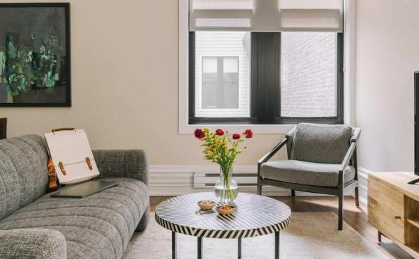 LIVN Millennium Park Downtown Chicago Prem Studio, Book  Chicago 