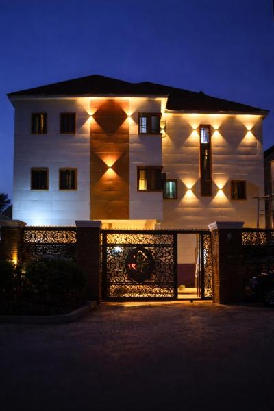AKRAFTHAUS by KAVKANZ, Book  Abuja Bwari