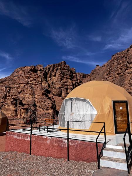 Golden Galaxy Luxury Camp, Book  Wadi Rum Akaba