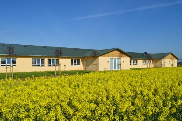 Haus Gänsefarm - Ihre Monteurs Wohnung, Book  Hüsby 