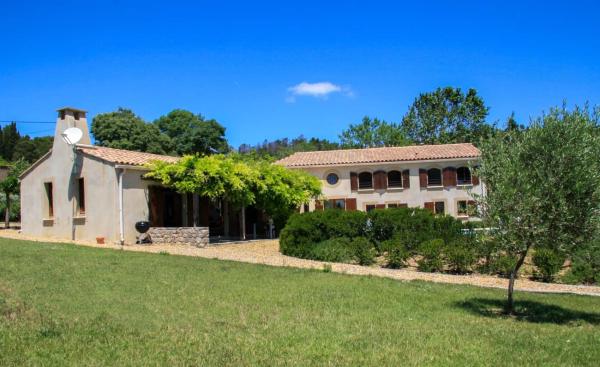Villa Alarelle, Book  Montouliers hoteller med parkering, Parkering