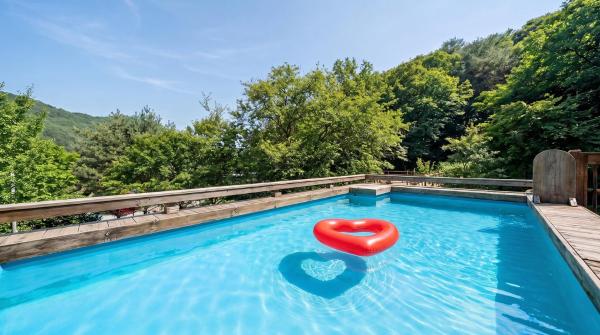 Gapyeong Ruba Pension, Book  Hoteller i Gyeonggi-do med parkering, Parkering