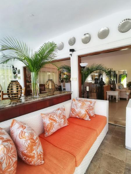 Golf & Country Club Beach Villa, Book  Hoteller i La Altagracia med pool, Swimmingpool