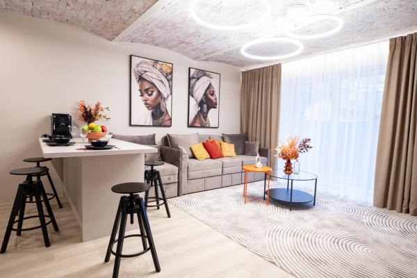 Esplanade Old Town center Studios - Self Check-In - Fast Wifi - Smart TV, Book  Riga Riga