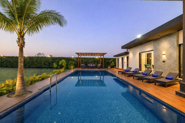 Vanraaj Farms near Gurugram, Book  Sohna 