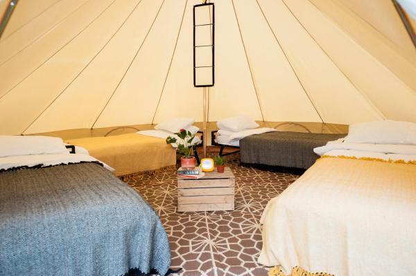 Nine Yards Bell Tents - Henley, Book  Henley on Thames 