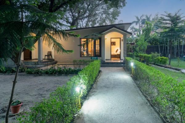 Corbett evergreen hotel and resort, Book  Uttarakhand hoteller med pool, Swimmingpool