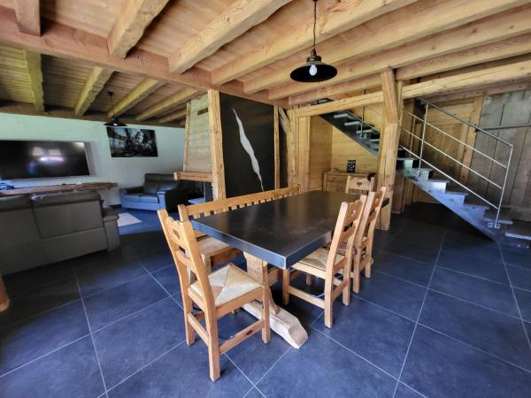 La Sapone et Grange de Bovère, Book  Hoteller i Rhône-Alps med parkering, Parkering