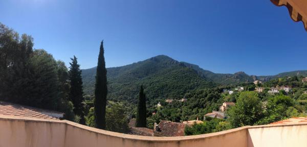 Villa overlooking the Esterel, private swimming pool, Book  Hoteller i Var coast med pool, Swimmingpool