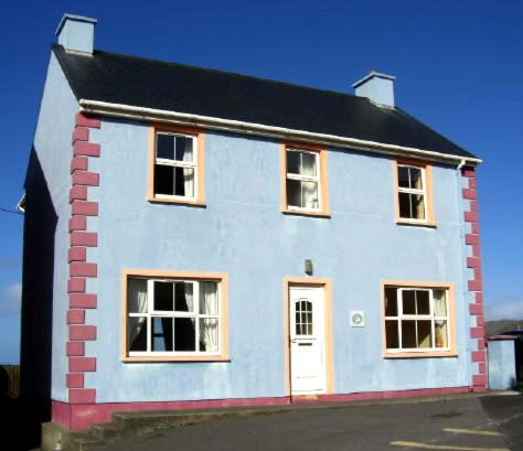 Seaview Self-Catering, Book   