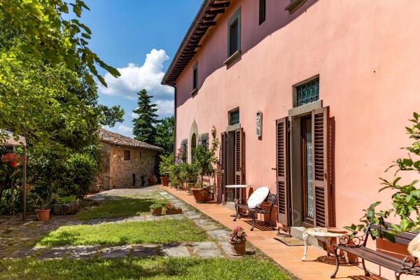 Podere Montalbano - appartamenti I Trebbiali, Book Landbrugsophold Reggello Valdarno