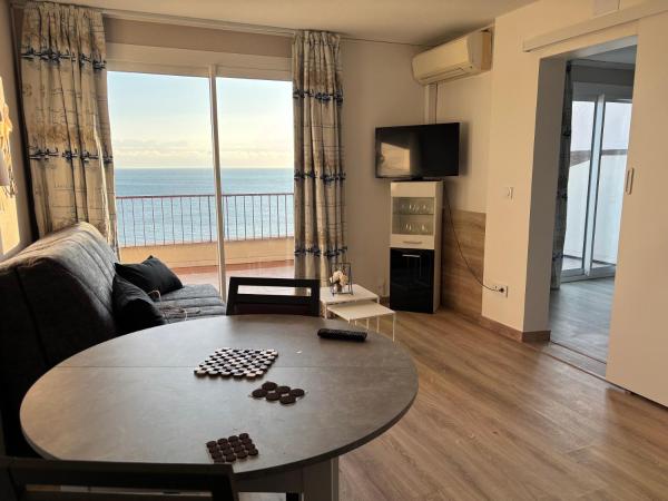 sol appart hotel, Book  Vermillion Coast hoteller med parkering, Parkering