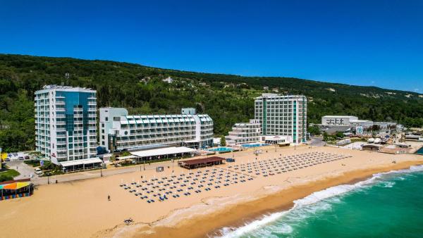 Berlin Golden Beach All Inclusive & Beach, Book  Golden Sands 