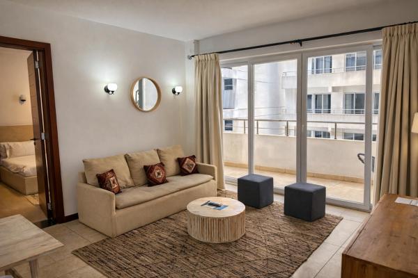 Imagine Luxe Bohemian 1 bedroom by YourHost, Kilimani, Book  Nairobi Nairobi