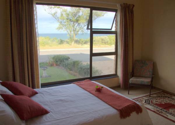 Dolphins View Self Catering Guesthouse, Book Pension Wilderness George