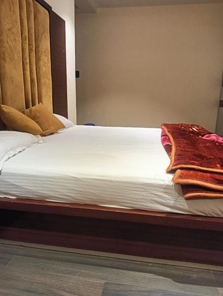 Narayan resort and restaurant, Book  Hoteller i Rajasthan med pool, Swimmingpool