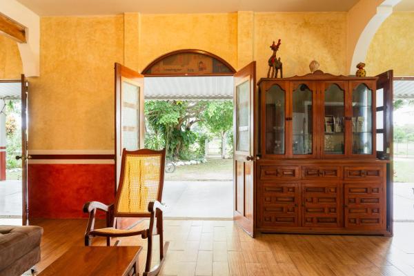 Suite de campo en granja Orgánica, Book  Lechuguillas Mexico