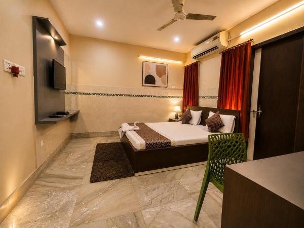 Hotel Blue Moon Near Railway Station Bhubaneswar, Book  Bhubaneshwar Orissa