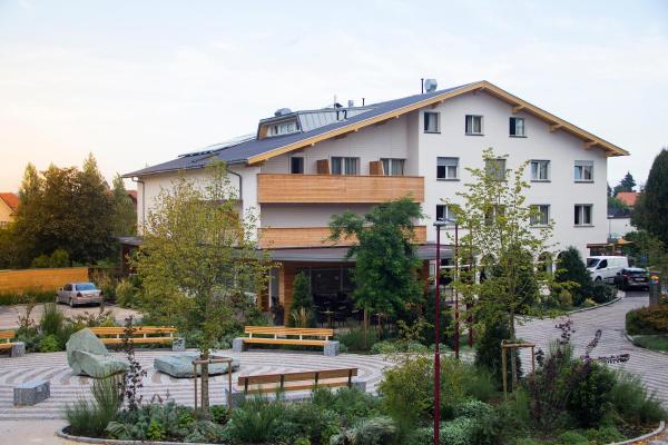 Die Linde, Book Hotel Hoteller i Vorarlberg med parkering, Parkering