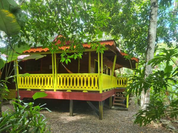 El Jardin de Playa Negra, Book Feriehus Sommerhuse i Limon, Hytte